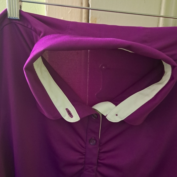 Cutter & Buck T-Shirt - Picture 4 of 8